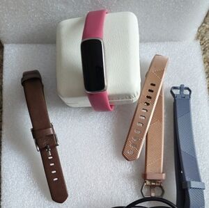 Smartwatch with Multiple Bands